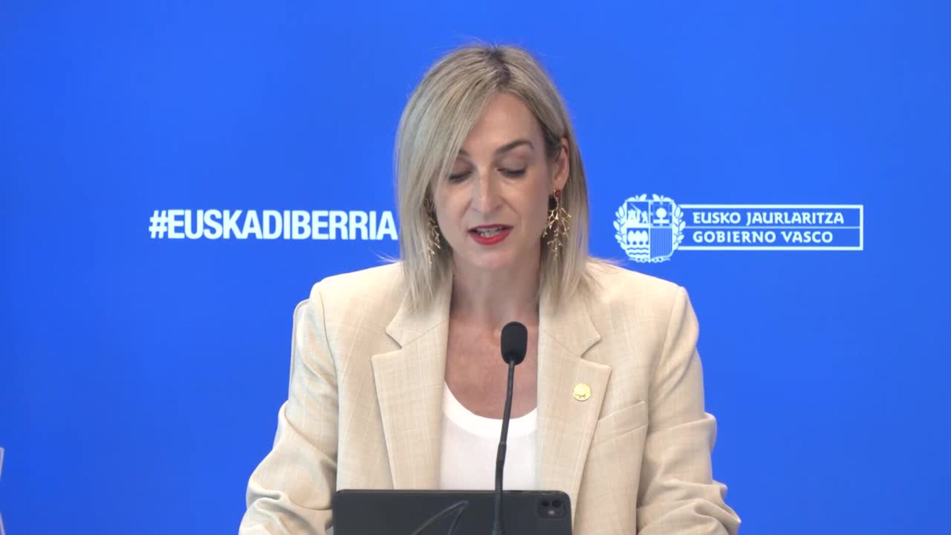 Gobierno vasco lamenta que responsables políticos "elijan callar" ante ataques a la Ertzaintza