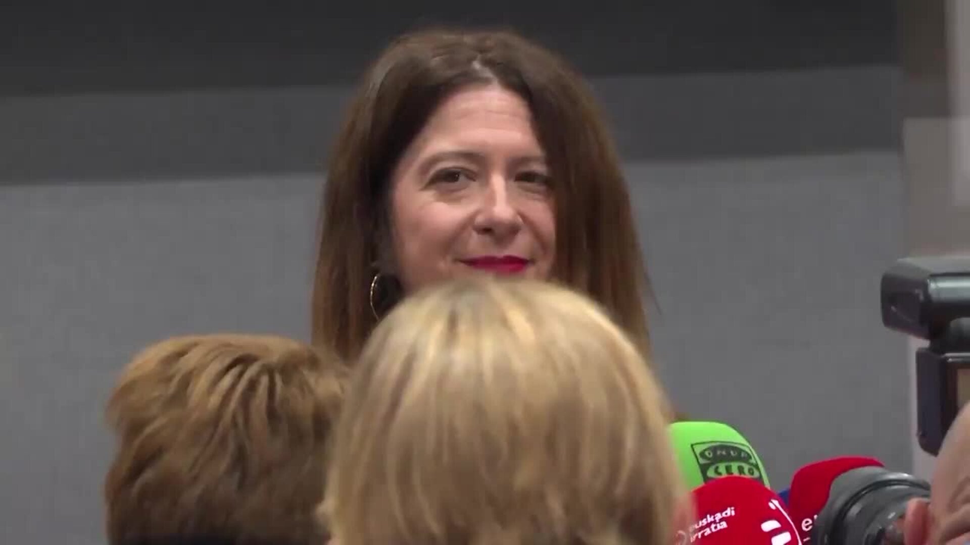 Un juez de Madrid imputa a la exmilitante del PSOE Leire Díez por los audios sobre la UCO