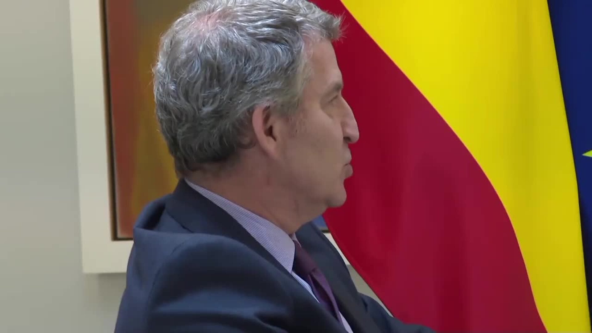 El CIS coloca al PSOE quince puntos por encima del PP, con Vox pisando los talones a Feijóo