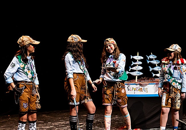 Agrupación infantil 'Campamento de verano: Las espeteras' en la última preliminar del COAC.