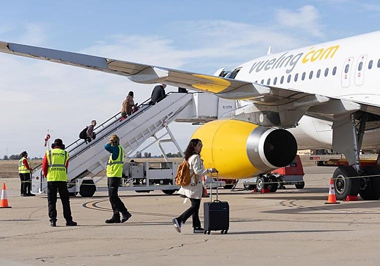 Obligan a devolver a un pasajero el importe del equipaje de mano que Vueling no le exigió en la ida pero sí en la vuelta