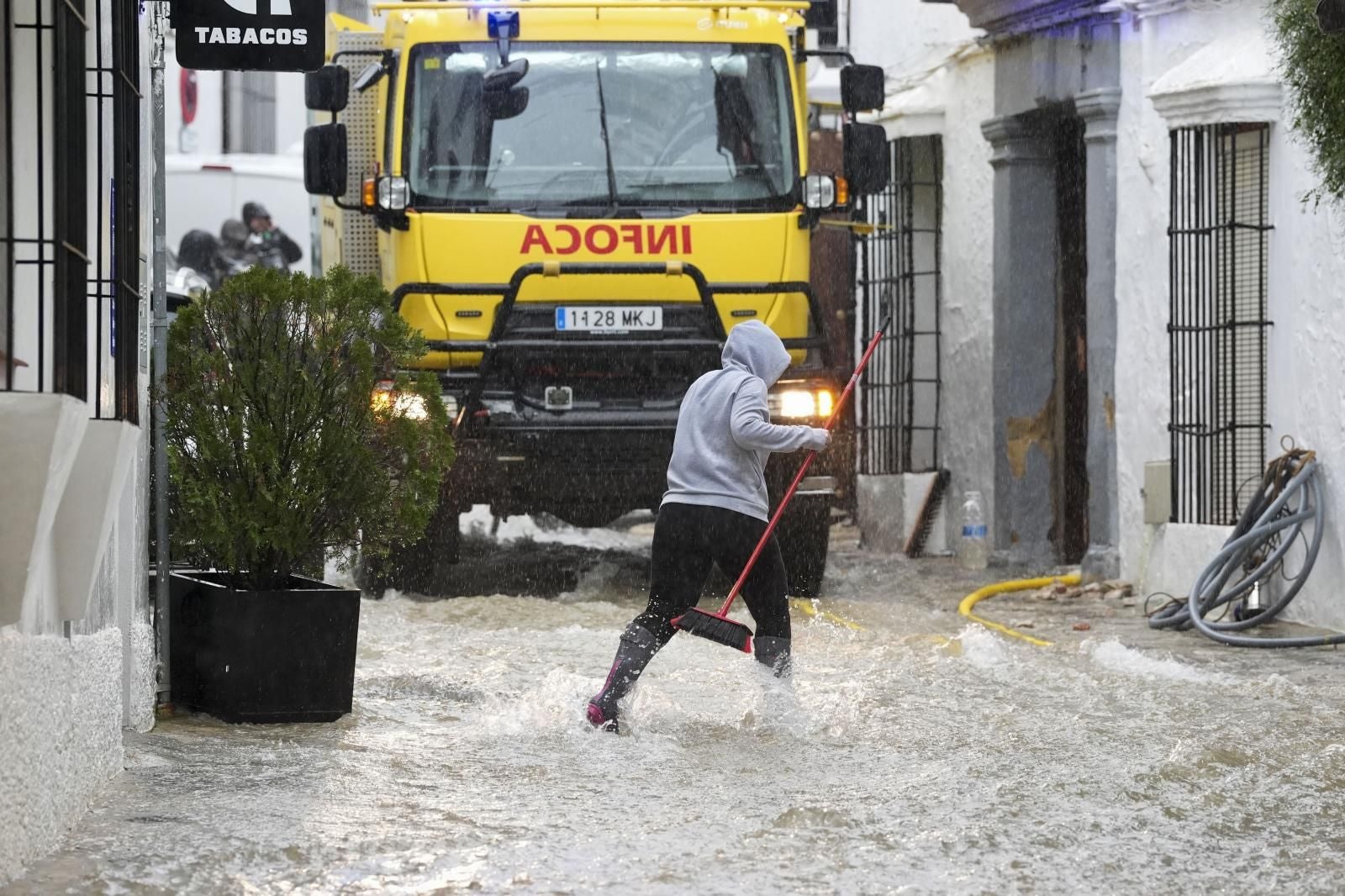 Grazalema, en situación límite por las lluvias: el agua se filtra por ...