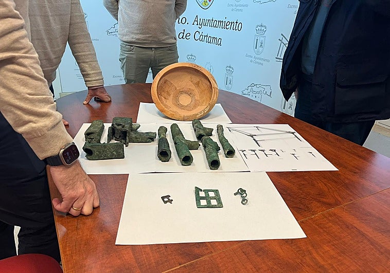 La cama que fue su tumba: restauran en Cártama el lecho funerario de un aristócrata íbero