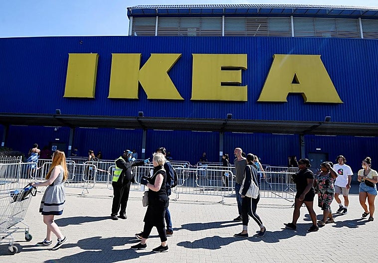 Ikea retira una de sus lámparas por riesgo de descarga eléctrica