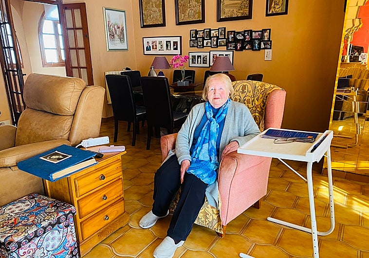 El Ayuntamiento de Estepona distingue como hijos predilectos a dos exconcejales socialistas