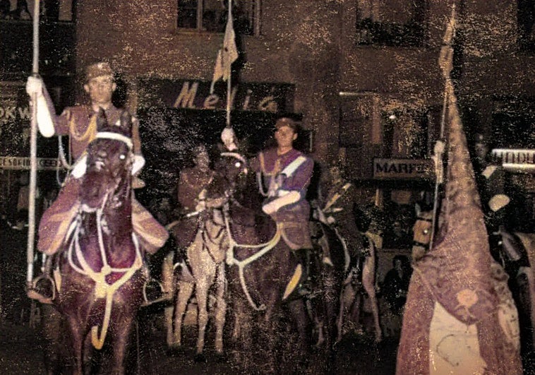 Zamarrilla inaugura 'Una historia compartida' por el 175.º aniversario de su vinculación con el Arma de Caballería