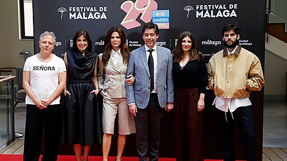 La serie póstuma de Eusebio Poncela: «Hizo lo que más le gustaba hasta el final de su vida»