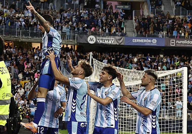 El Málaga se hace fuerte en la zona de 'play-off'