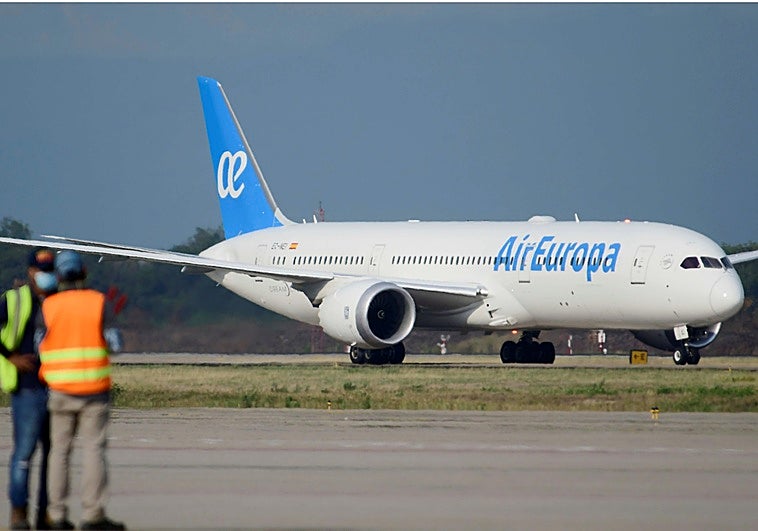 Los movimientos de las aerolíneas tras el nuevo frenazo de la alta velocidad en la Costa del Sol