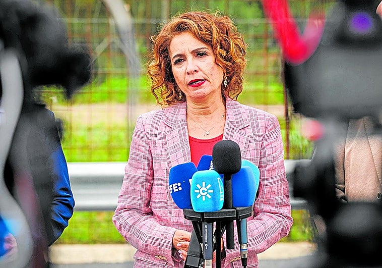 Montero: «Las bases de Rota y Morón no se usarán para una guerra ilegal»