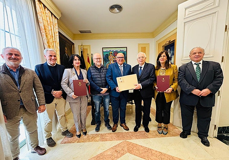 Vélez-Málaga recupera documentos del siglo XV y parte de su memoria histórica desde Melilla