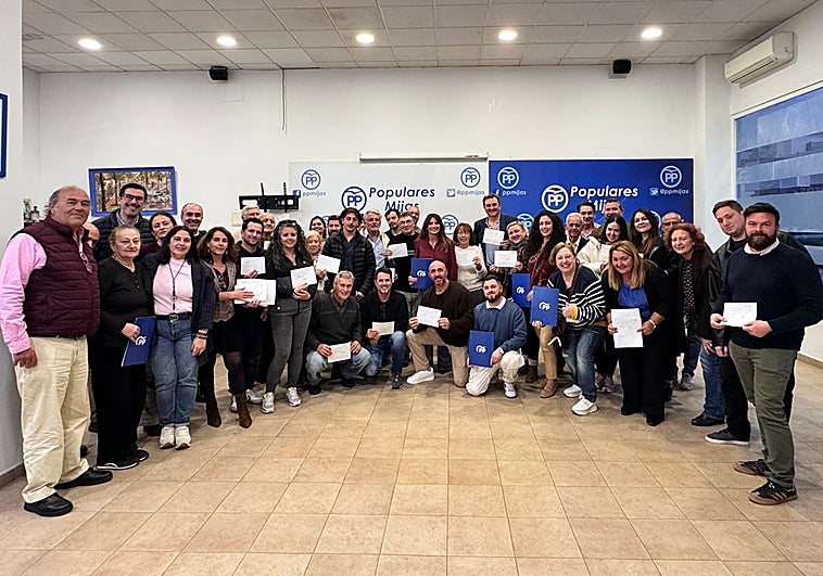 Ana Mata da a un paso al frente para tomar las riendas del PP de Mijas