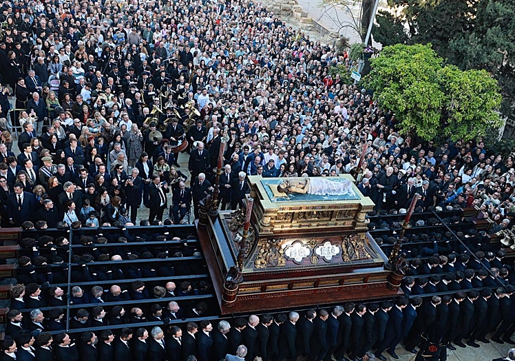 Salida del Sepulcro.