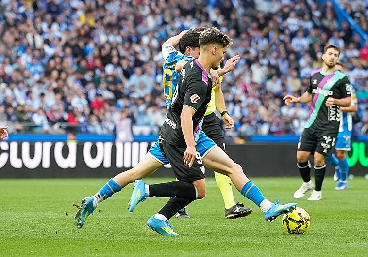 El CTA admite que hubo penalti sobre Chupete en Riazor