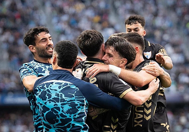 El Málaga de Funes puede con todo y gana a lo grande en La Rosaleda (2-0)