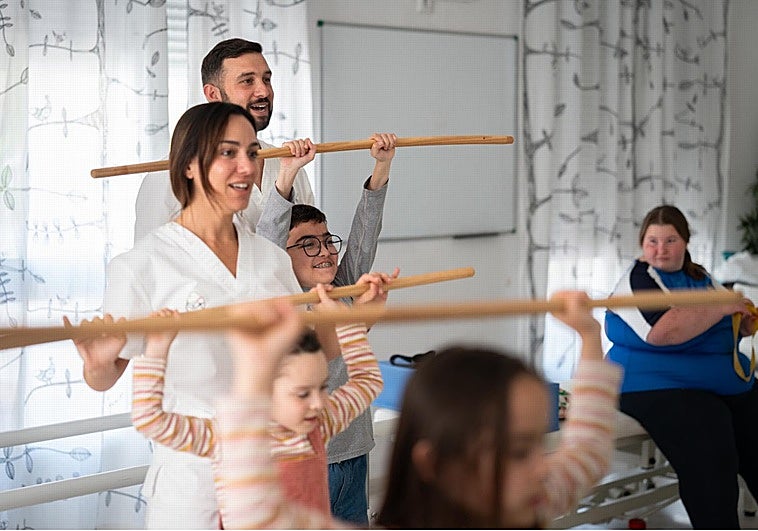 Jugar para sanar: la terapia que devuelve la infancia a niños con cáncer y enfermedades crónicas