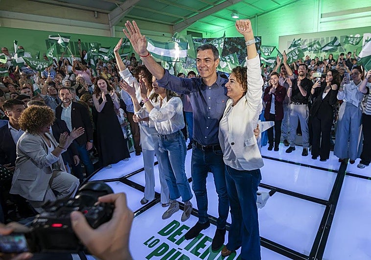 Montero pone al PSOE como «única alternativa» contra el «desmantelamiento» de lo público: «Vamos a rescatar la sanidad»