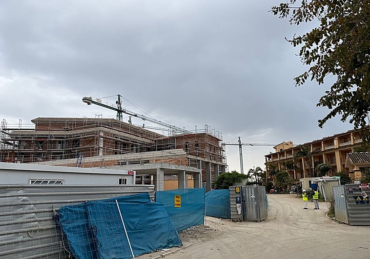 Marbella da luz verde a la reforma de dos emblemáticos hoteles con 17,69 millones de inversión