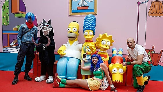 Planes en Málaga: Un fin de semana de 'frikis', cervezas, festivales y el musical 'Tootsie'