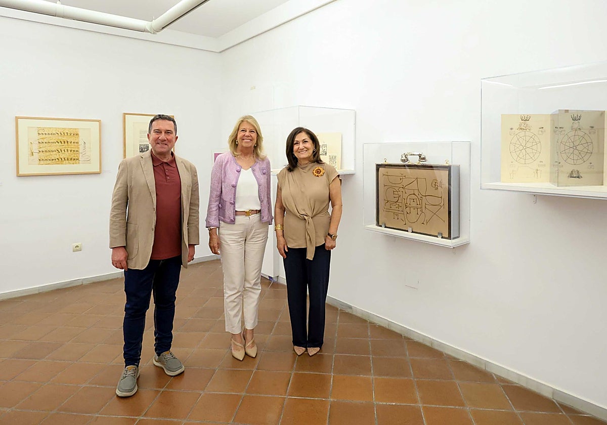 El primer libro objeto concebido por Dalí, protagonista de una exposición en el Museo del Grabado de Marbella