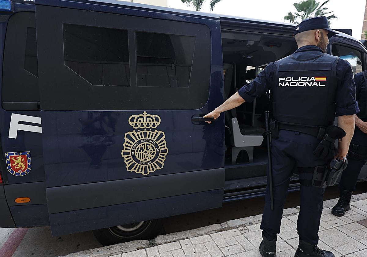 Sju greps i Malaga efter att ett nätverk som handlade kubanska migranter kollapsade