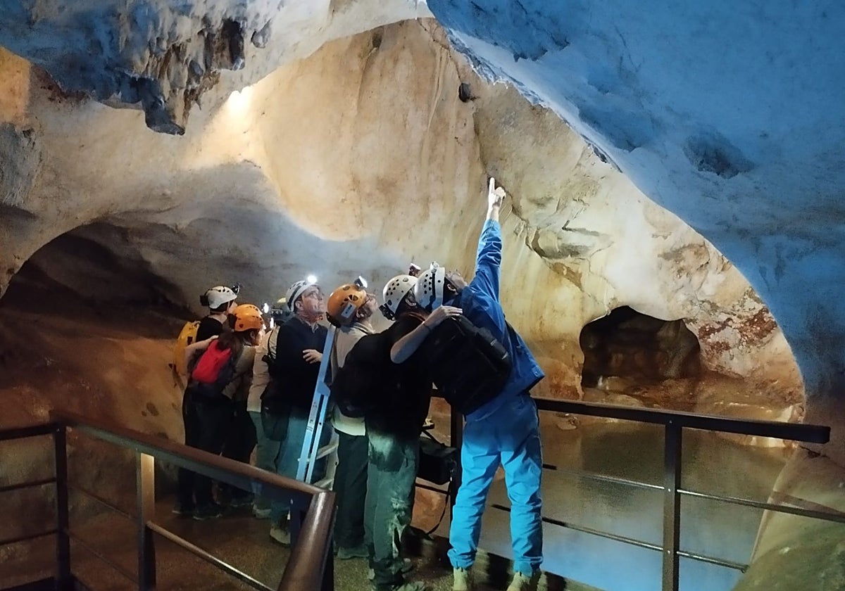 Rincón de la Victoria da a conocer su patrimonio arqueológico con visitas guiadas