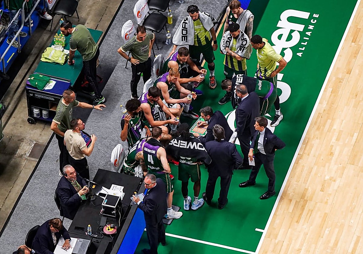 Primero el entrenador, luego los fichajes en el Unicaja