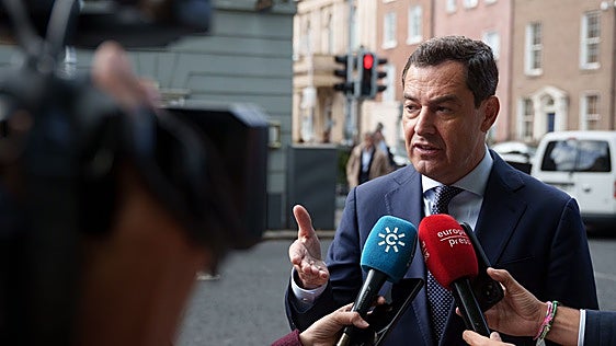 Juanma Moreno exige a Bruselas igual atención para la frontera sur que para la oriental