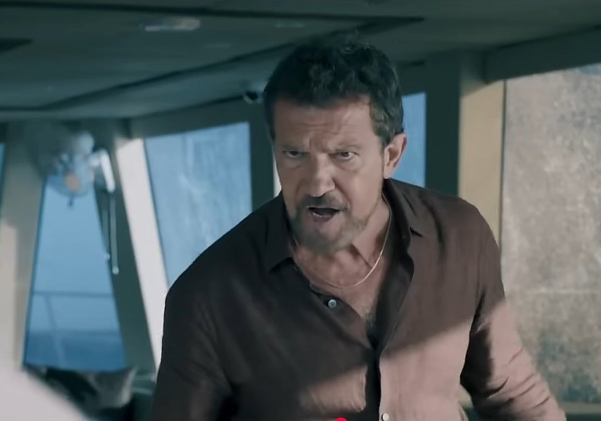 Antonio Banderas también muerde en el nuevo 'thriller' de tiburones 'Above and Below'