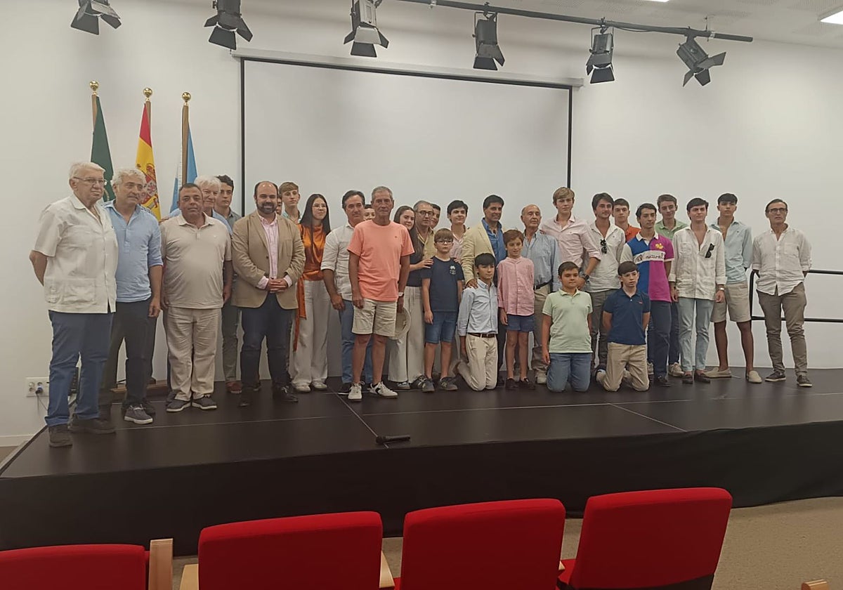 Rivera Ordóñez abre el campus taurino de Fuengirola con un encuentro con aficionados