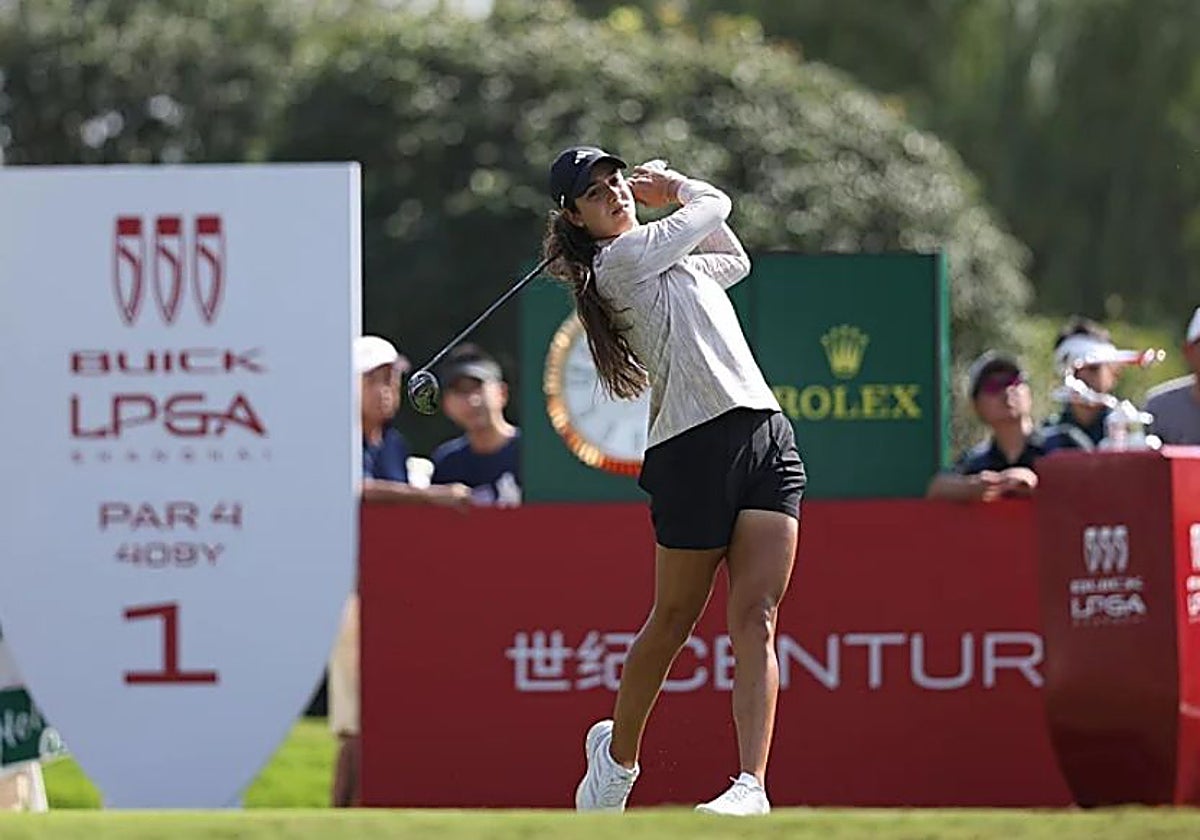 Un ''tee shot' de Julia López en el LPGA Tour.