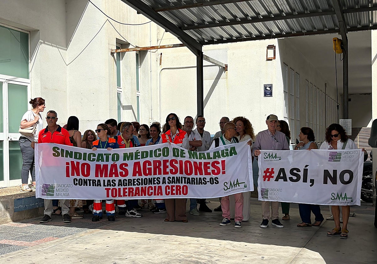 Una paciente amenaza a una médica y da varios codazos a un celador en el centro de salud de Las Lagunas