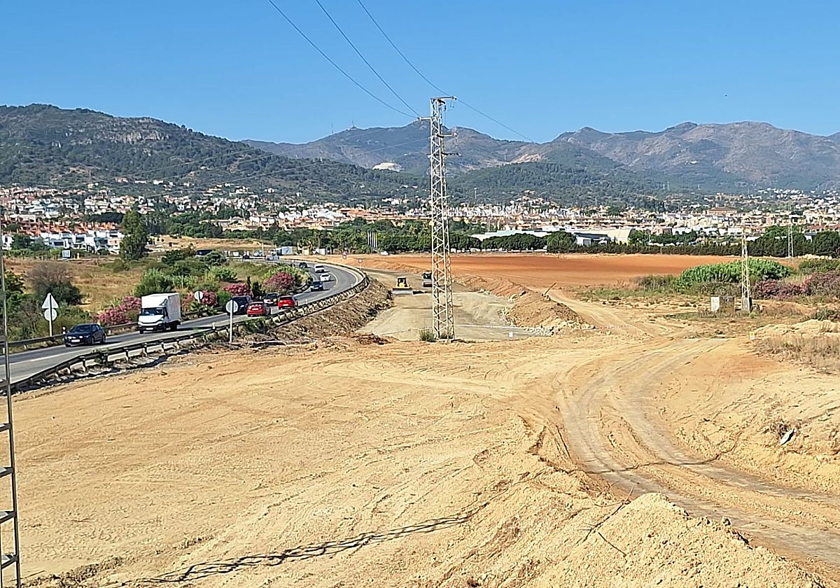 La obra para desdoblar la A-404 en Alhaurín de la Torre ya deja ver el futuro trazado
