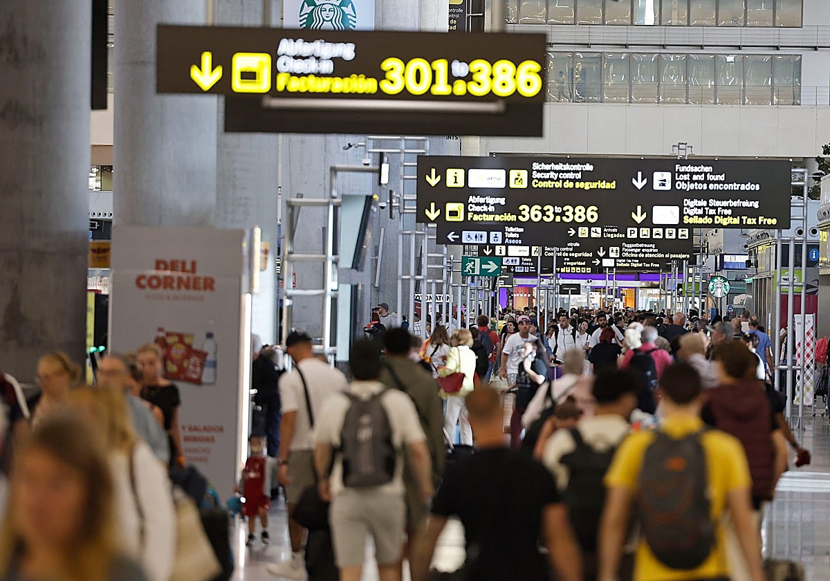 El aeropuerto de Málaga supera por primera vez los 13 millones de pasajeros hasta junio