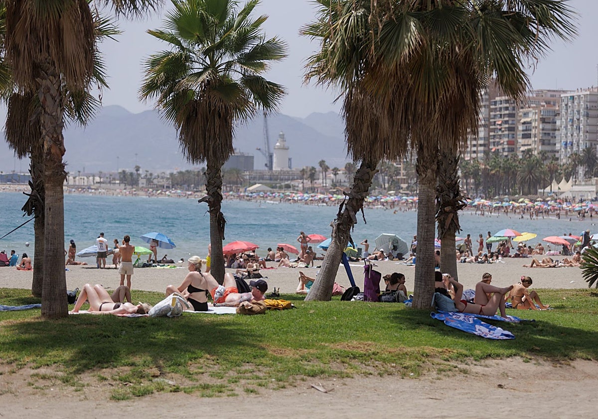 Las temperaturas dan un respiro tras dos semanas de calor intenso en Málaga