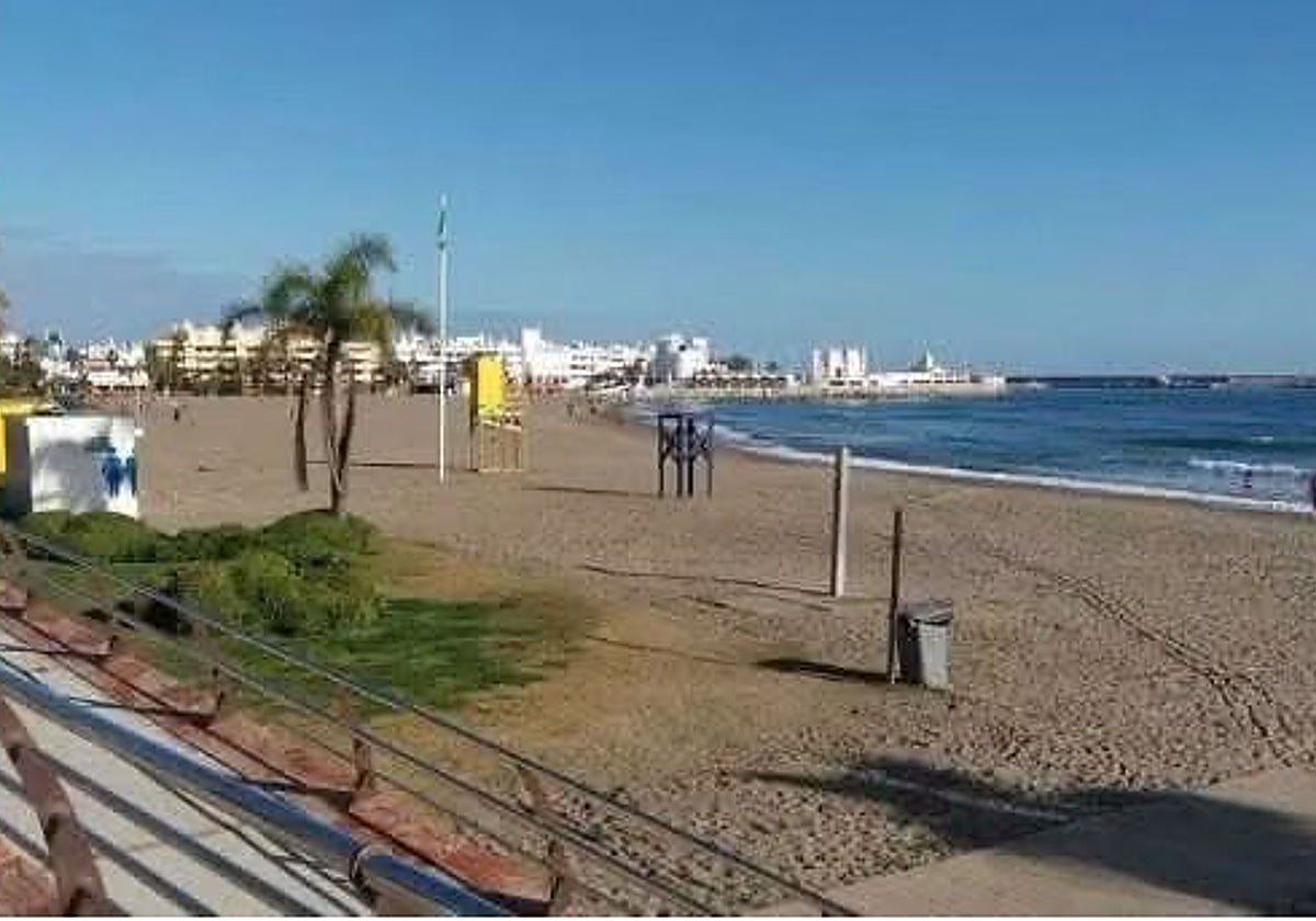 Se descartan bacterias fecales en las dos playas de Benalmádena cerradas