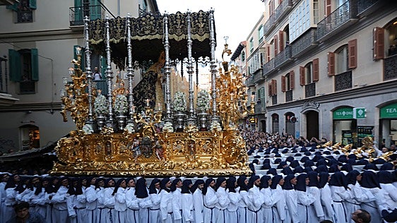 La procesión de la Virgen de la Paloma de Málaga en Madrid, pendiente del Obispado