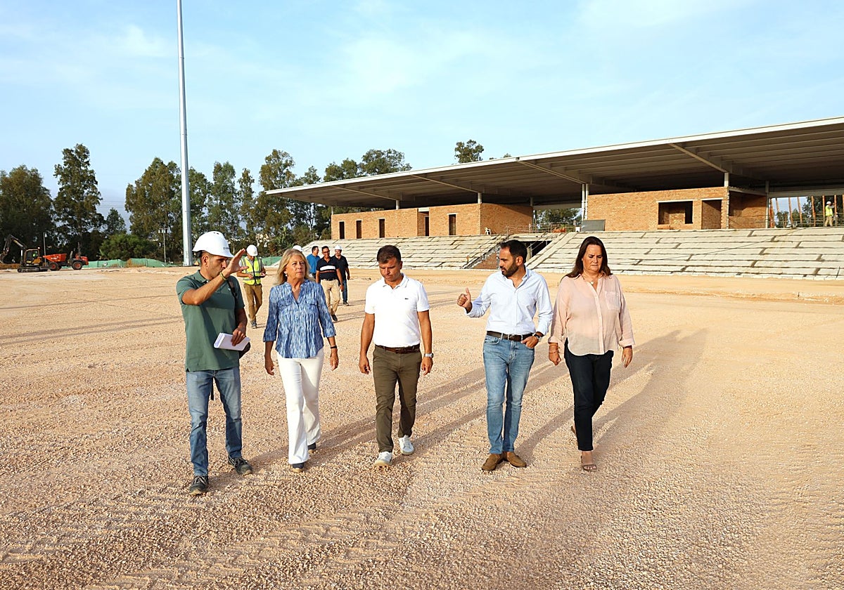 Las obras del complejo deportivo de Nueva Andalucía superan el 50% de ejecución