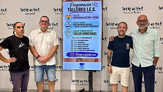 Vélez-Málaga lleva a las aulas talleres sobre redes sociales, salud emocional y diversidad