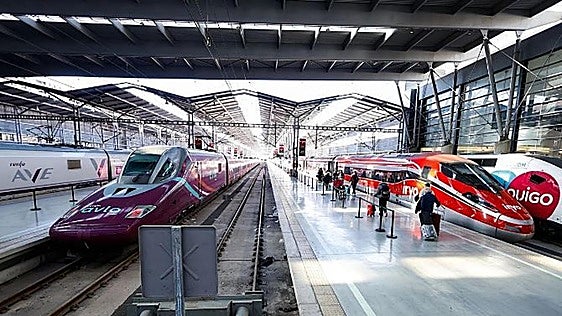 Reabren la línea de alta velocidad entre Málaga y Madrid tras estar parada tres horas por una avería