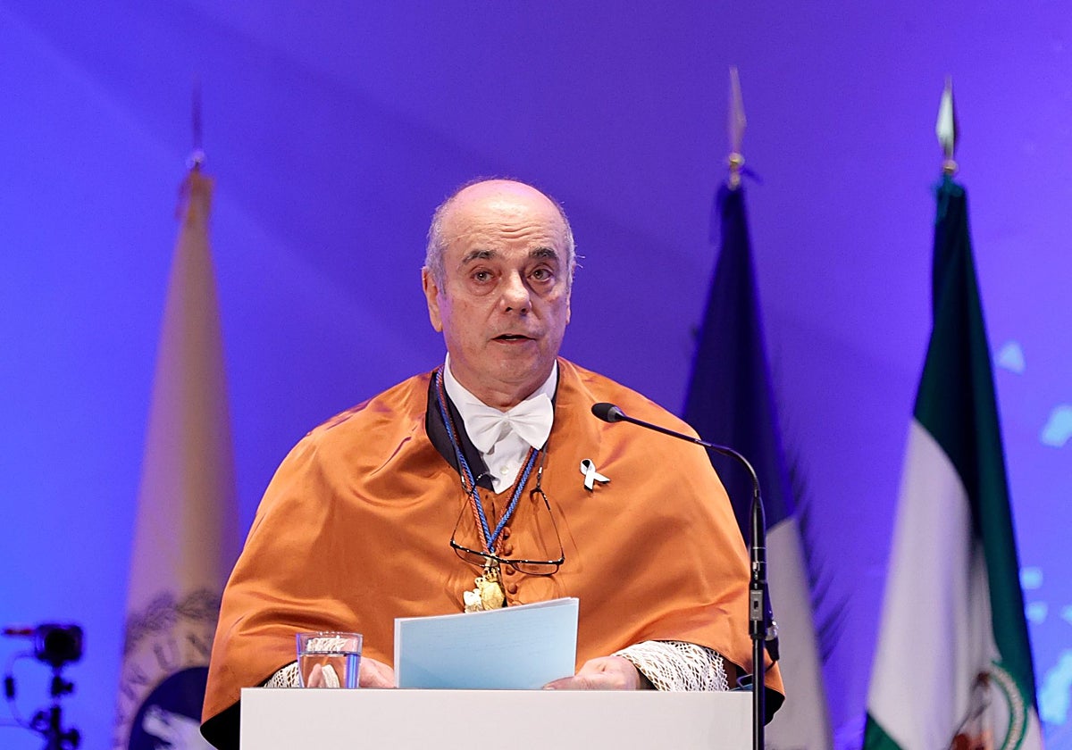 El juicio humano ante la IA, lección inaugural del curso en la Universidad de Málaga
