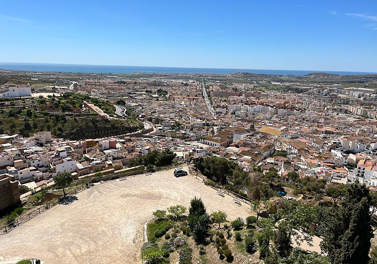 Impulsan una plataforma vecinal contra la nueva tasa de basura de Vélez-Málaga