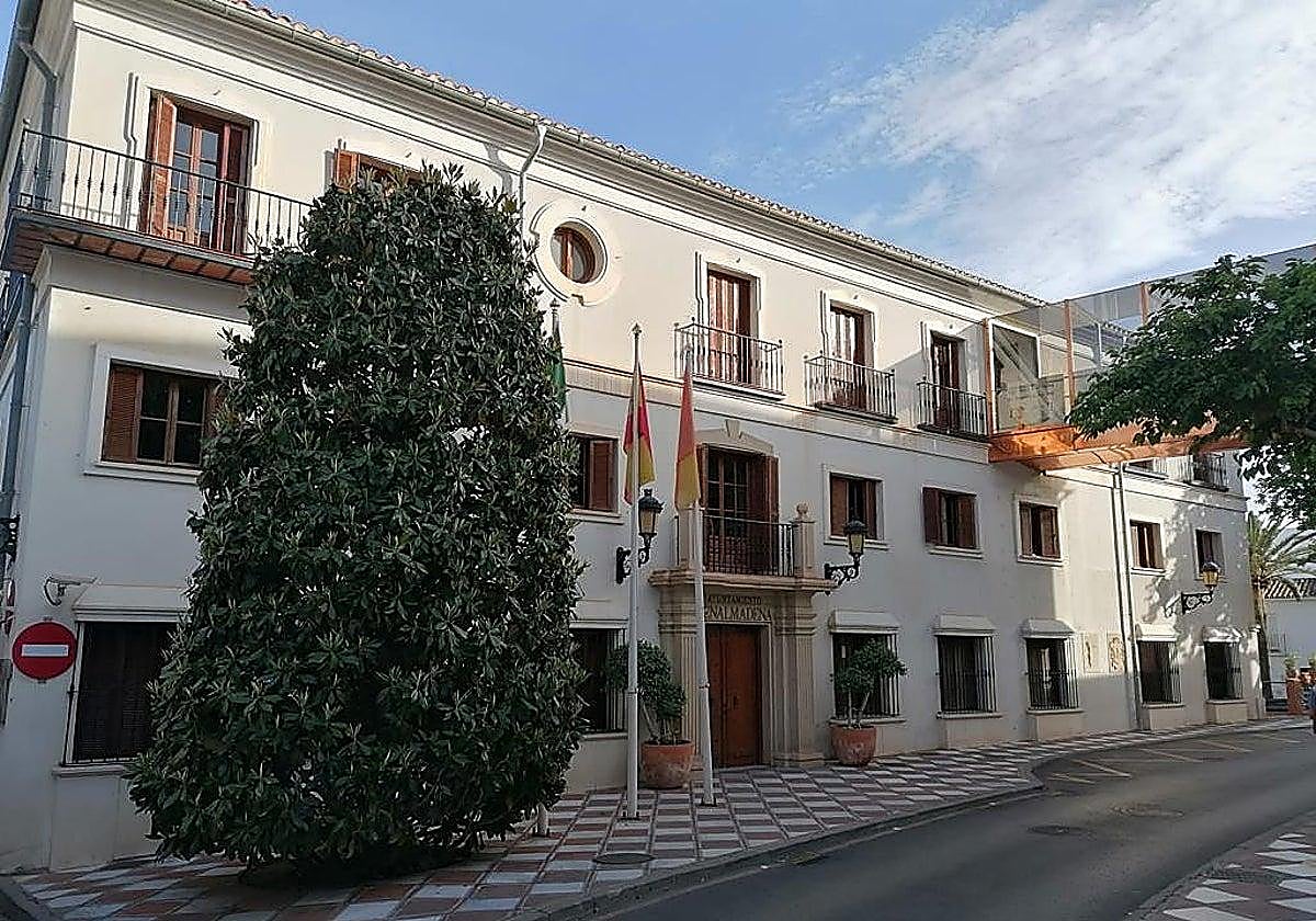 IU pide el cese del edil de Vivienda de Benalmádena por insultos a Mari Carmen, la mujer desahuciada en Madrid
