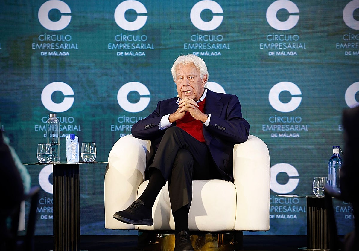 González, durante su participación en un foro empresarial.