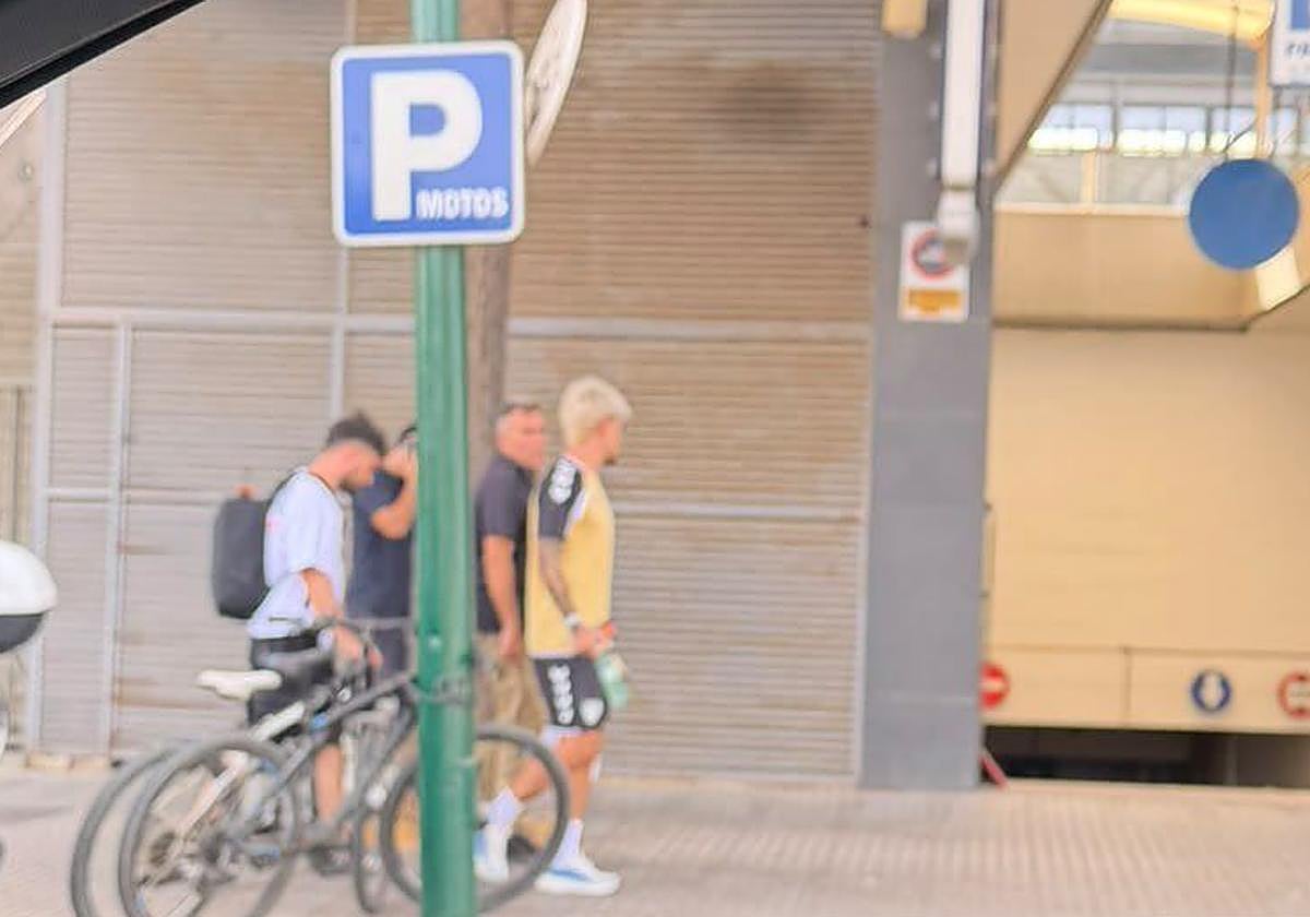 Juan Cruz, ya en Málaga para pasar el reconocimiento médico