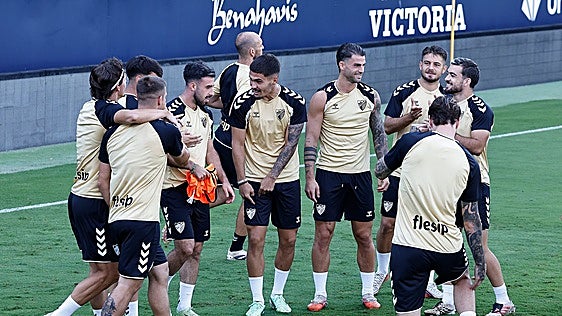 El Málaga, a salir del descenso antes del 'megaparón'
