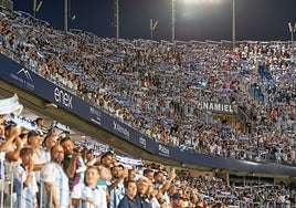 Panorámica de un sector de la grada de La Rosaleda en el partido ante el Deportivo esta temporada.
