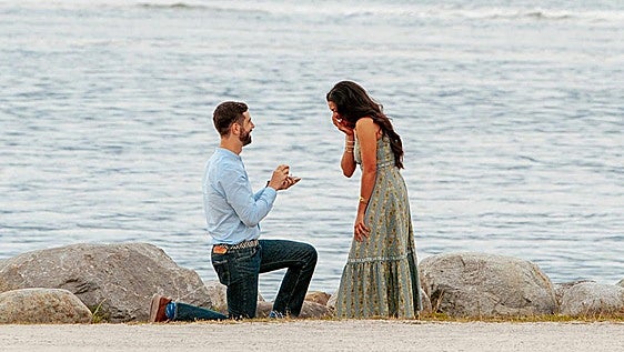 '¿Y mi anillo pa'cuándo?': una gymkana para celebrar el compromiso con el amor