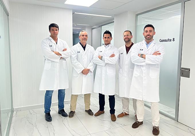 Los profesionales que componen el nuevo equipo.
