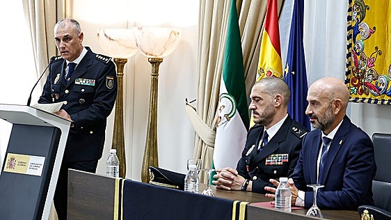 El nuevo comisario de Málaga sitúa el crimen organizado como su gran reto y condena el asesinato de Barcenillas